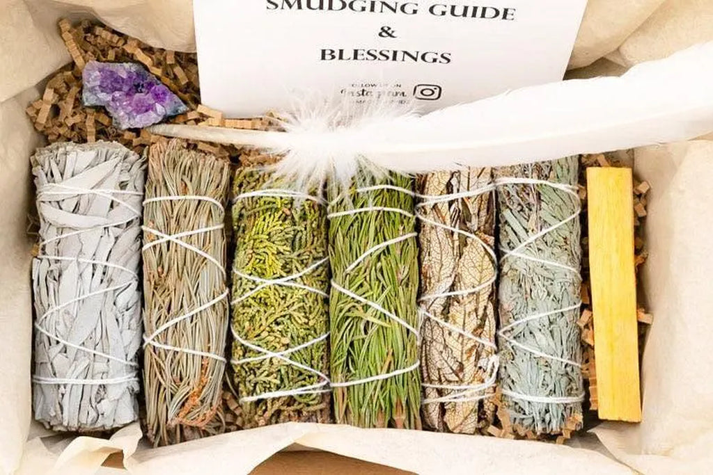Kit De Limpieza De Salvia, Amatista, Palo Santo Y Hierbas Curativas